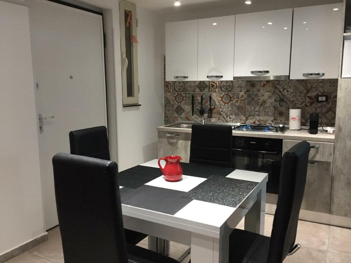 Loft Ramondetta 30Tre Apartment คาตาเนีย ภายนอก รูปภาพ